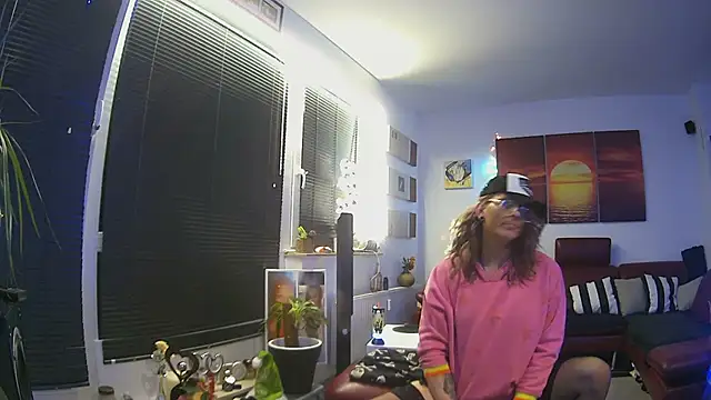 hellgirl1980 online show from 22, 10, 2025