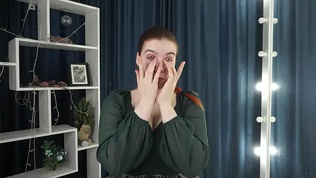 MaymeDeuel online show from 9, 9, 2025