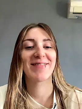 Snapshot of Sashailardi chatting on 12, 10, 2025 Sashailardi online show from 12, 10, 2025
