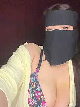 RooVaaN-Xx online show from 19, 10, 2025