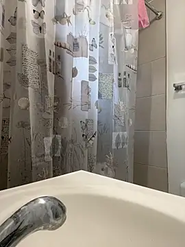 littyleesh1 online show from 12, 4, 2026