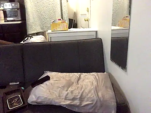 littyleesh1 online show from 13, 11, 2025