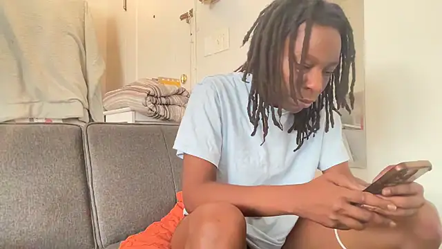 littyleesh1 online show from 13, 9, 2025