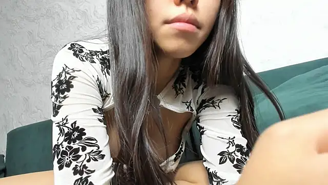 Ayumi rin online show from 22, 9, 2025