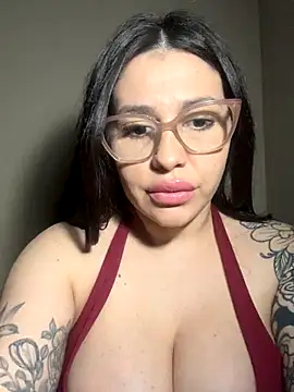 Snapshot of onlylucisfer chatting on 5, 10, 2025 onlylucisfer online show from 5, 10, 2025