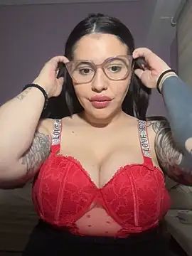 Snapshot of onlylucisfer chatting on 18, 10, 2025 onlylucisfer online show from 18, 10, 2025