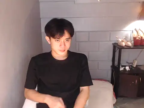 NautyBoyBrazeen 143 online show from 2, 4, 2026