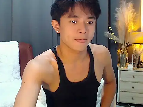 NautyBoyBrazeen 143 online show from 8, 4, 2026