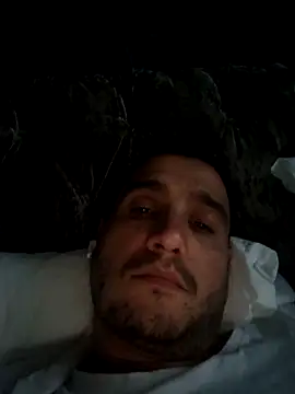 Snapshot of Darkhayrboy chatting on 24, 10, 2025 Darkhayrboy online show from 24, 10, 2025