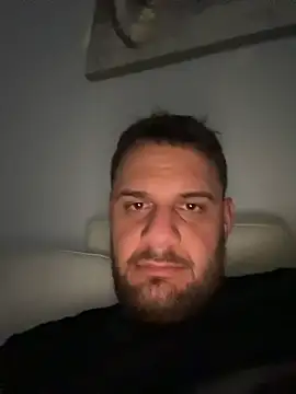 Snapshot of Fabiowe@xh chatting on 27, 10, 2025 Fabiowexh online show from 27, 10, 2025