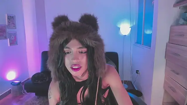 Nikkita Dragon online show from 26, 11, 2025