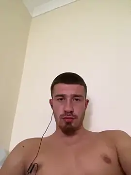 Snapshot of Johnclips2 chatting on 20, 9, 2025 Johnclips2 online show from 20, 9, 2025