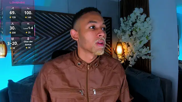 Snapshot of B_Wild chatting on 13, 10, 2025 B Wild online show from 13, 10, 2025