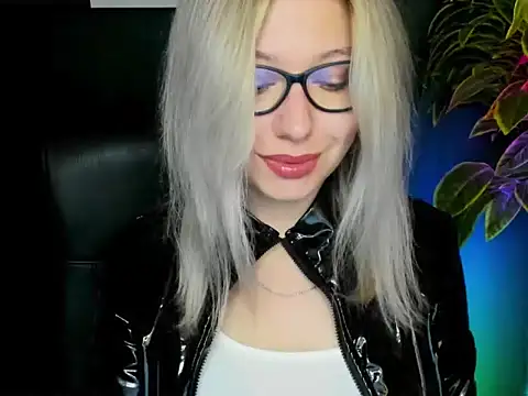loveHeidi online show from 18, 9, 2025