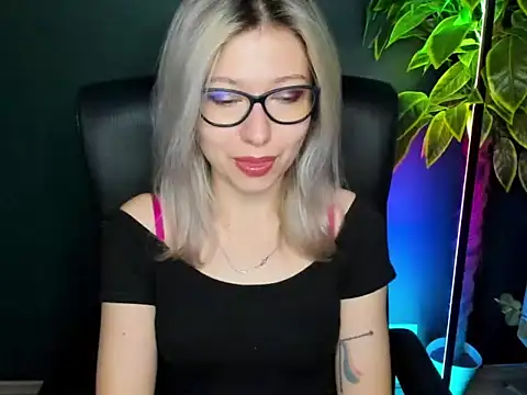 loveHeidi online show from 11, 9, 2025