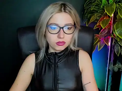 loveHeidi online show from 2, 10, 2025