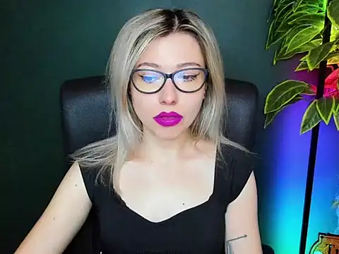 loveHeidi online show from 10, 11, 2025