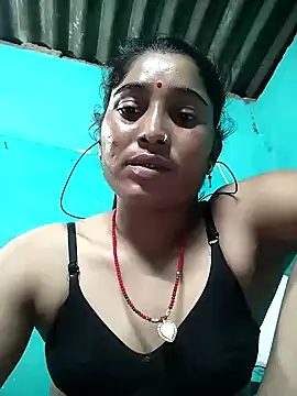 Snapshot of Hot_cupal chatting on 4, 10, 2025 Hot cupal online show from 4, 10, 2025