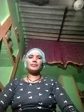 Snapshot of Monika_cut chatting on 24, 10, 2025 Monika cut online show from 24, 10, 2025