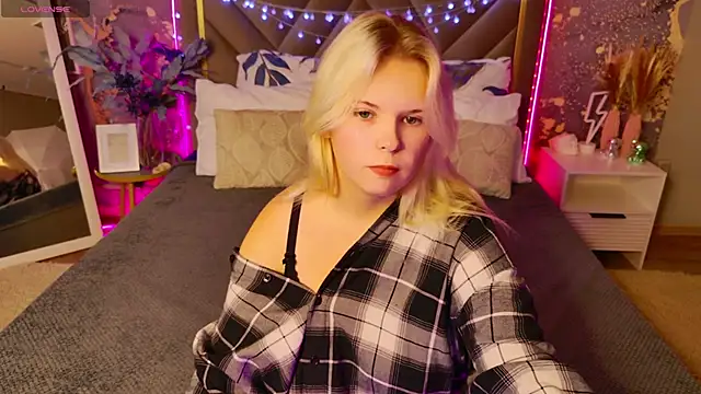 EmillyRogers online show from 6, 10, 2025