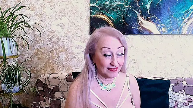  Sara  Smith  online show from 7, 3, 2026