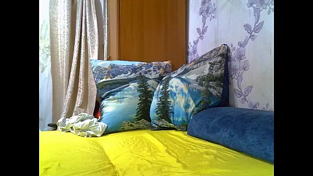 SaraSnow  online show from 25, 10, 2025