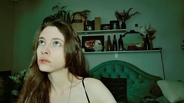 Snapshot of Yoka_paradoXXX chatting on 22, 7, 2026 Yoka paradoXXX online show from 22, 7, 2026