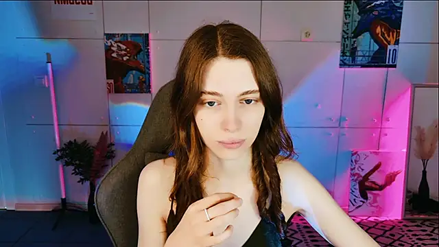 Yoka paradoXXX online show from 7, 4, 2026