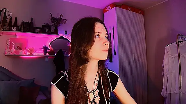 Snapshot of Yoka_paradoXXX chatting on 5, 5, 2026 Yoka paradoXXX online show from 5, 5, 2026
