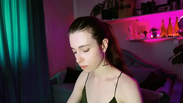 Snapshot of Yoka_paradoXXX chatting on 10, 6, 2026 Yoka paradoXXX online show from 10, 6, 2026