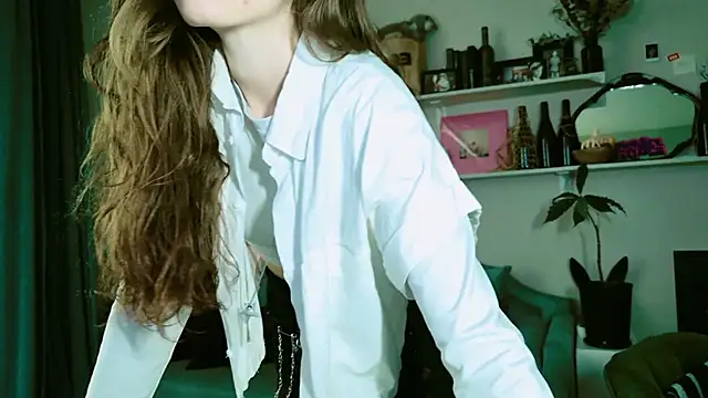 Snapshot of Yoka_paradoXXX chatting on 17, 6, 2026 Yoka paradoXXX online show from 17, 6, 2026