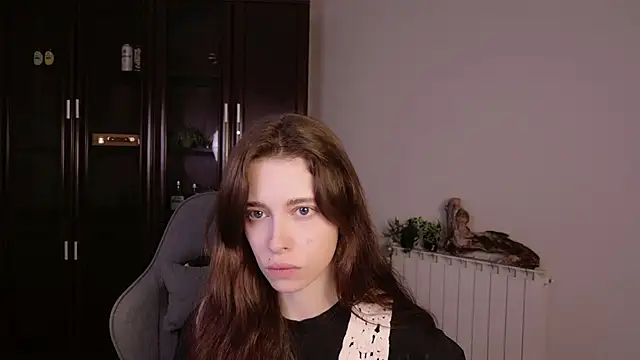 Yoka paradoXXX online show from 22, 11, 2025