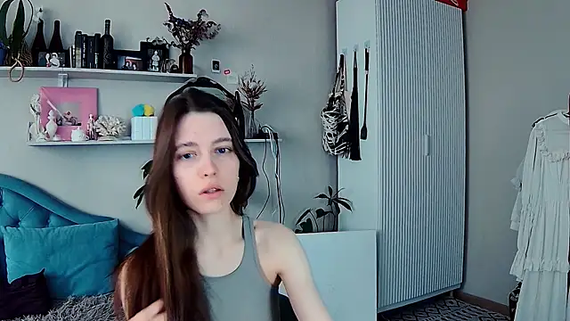 Snapshot of Yoka_paradoXXX chatting on 10, 5, 2026 Yoka paradoXXX online show from 10, 5, 2026