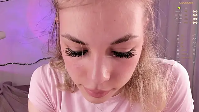 Leila Vanilla online show from 2, 7, 2026