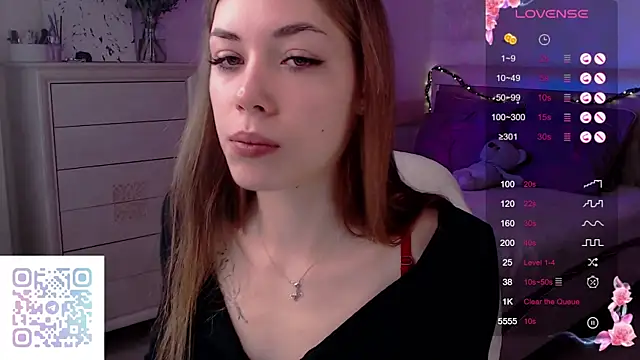 Snapshot of Leila_Vanilla chatting on 27, 11, 2025 Leila Vanilla online show from 27, 11, 2025