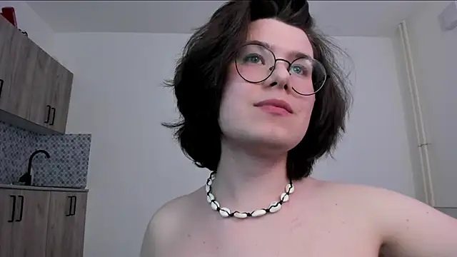 Derek Shameless online show from 12, 4, 2026