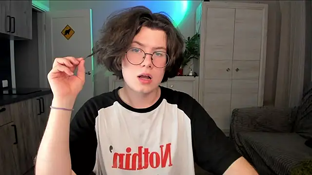 Derek Shameless online show from 18, 6, 2026