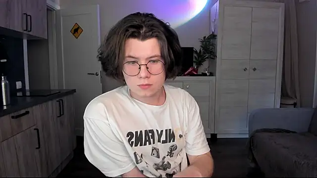 Derek Shameless online show from 25, 6, 2026