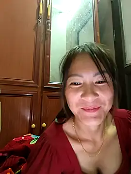 Yumyum kiw online show from 14, 11, 2025