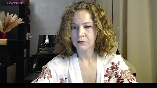 harpermoss online show from 15, 9, 2025