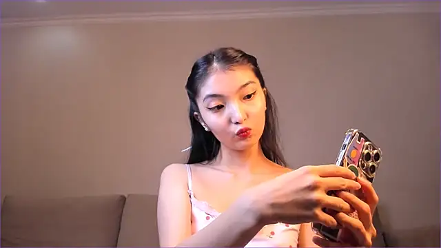 nooniemoon online show from 19, 9, 2025