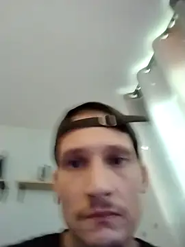 Snapshot of alexxfcuk chatting on 11, 9, 2025 alexxfcuk online show from 11, 9, 2025