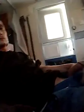 Snapshot of alexxfcuk chatting on 8, 9, 2025 alexxfcuk online show from 8, 9, 2025