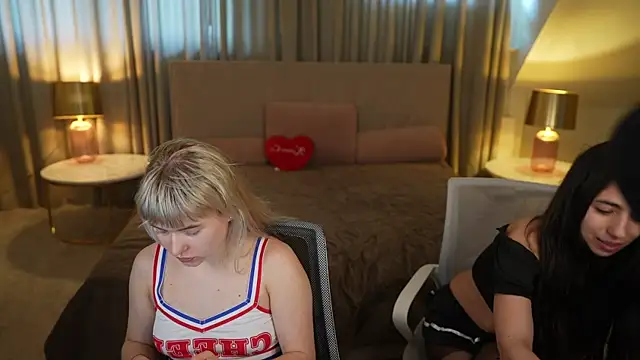 Ava kiss054 online show from 18, 4, 2026