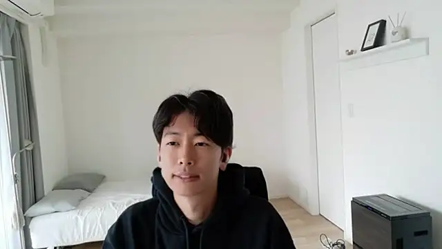Snapshot of StuddedCatechin chatting on 18, 11, 2025 StuddedCatechin online show from 18, 11, 2025