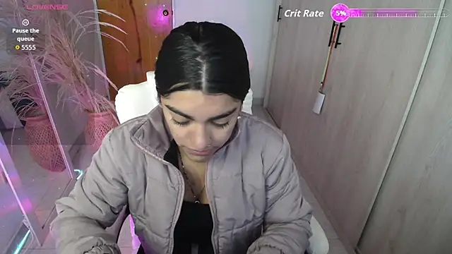 Snapshot of amarasilk_ chatting on 19, 11, 2025 amarasilk online show from 19, 11, 2025