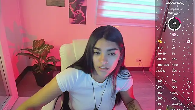 Snapshot of amarasilk_ chatting on 19, 5, 2026 amarasilk online show from 19, 5, 2026