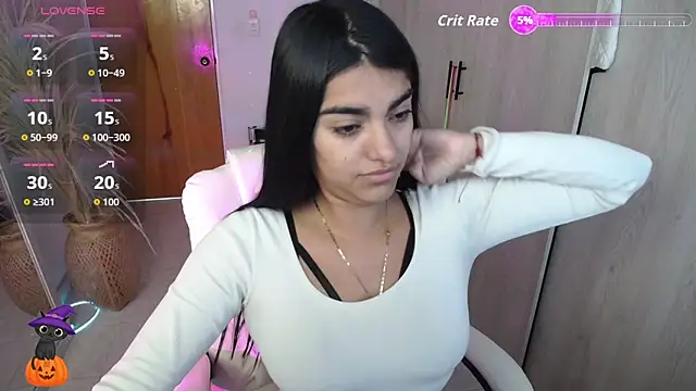 Snapshot of amarasilk_ chatting on 9, 11, 2025 amarasilk online show from 9, 11, 2025