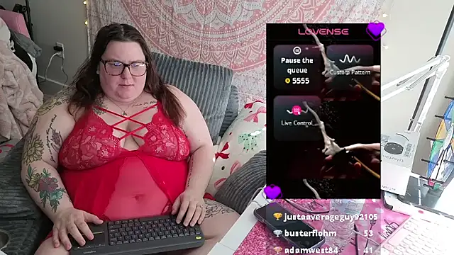 brookenicole3003 online show from 16, 4, 2026