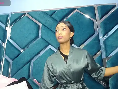 Lea Sweetly online show from 29, 10, 2025